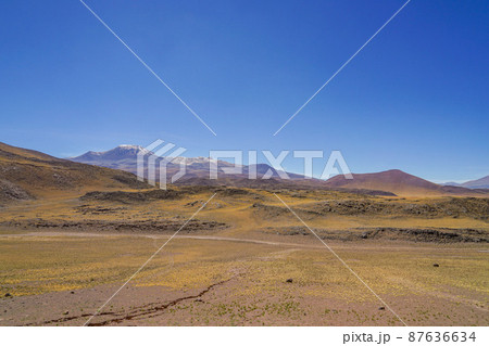 サン・ペドロ・デ・アタカマ近郊の風景 87636634