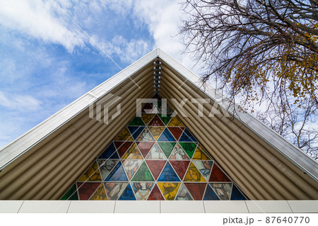 ニュージーランド クライストチャーチ・トランジショナル大聖堂、通称紙の教会のステンドグラス ニュージーランド クライストチャーチ・トランジショナル大聖堂、通称紙の教会のステンドグラス 87640770