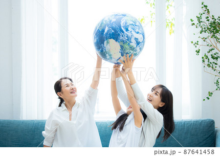 三世代女性 三世代女性 87641458