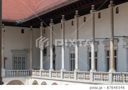Arcades of Sigismund I Stary's Renaissance courtyard within Wawel Castle. 87646346