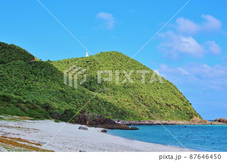 伊平屋島 クバ山とクマヤ海岸 伊平屋島 クバ山とクマヤ海岸 87646450