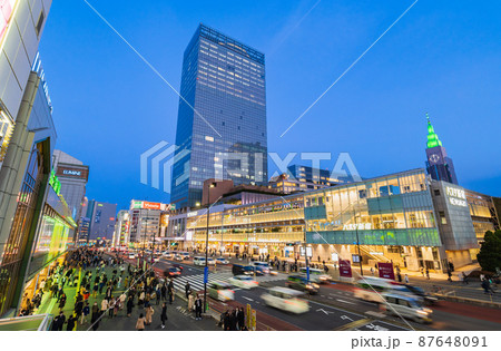 新宿駅南口 夜景 新宿駅南口 夜景 87648091
