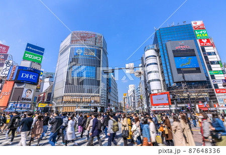 日本の東京都市景観 3.11…BA.2多重感染爆発…自宅放置死2月過去最多…渋谷は多くの人出=11日 日本の東京都市景観 3.11…BA.2多重感染爆発…自宅放置死2月過去最多…渋谷は多くの人出=11日 87648336