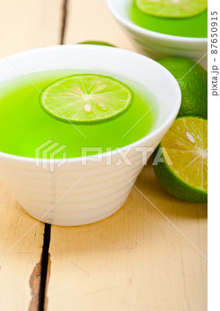 green lime lemonade green lime lemonade 87650915