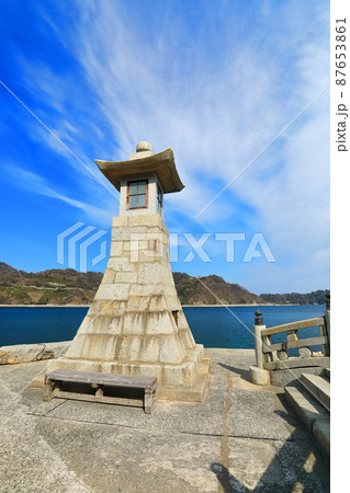 【広島県】晴天下の千砂子波止(御手洗町並み保存地区 とびしま海道) 【広島県】晴天下の千砂子波止(御手洗町並み保存地区 とびしま海道) 87653861