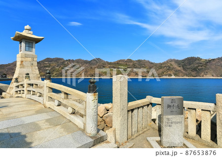【広島県】晴天下の千砂子波止(御手洗町並み保存地区 とびしま海道) 【広島県】晴天下の千砂子波止(御手洗町並み保存地区 とびしま海道) 87653876