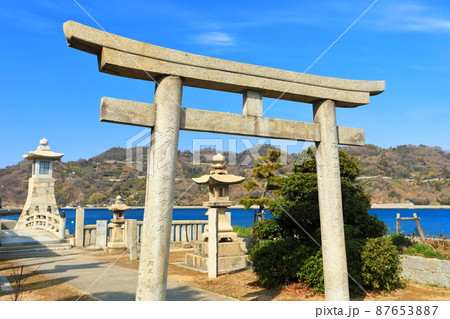 【広島県】晴天下の千砂子波止（御手洗町並み保存地区　とびしま海道） 87653887