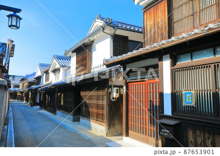 【広島県】御手洗町並み保存地区の常磐町通り（とびしま海道） 87653901