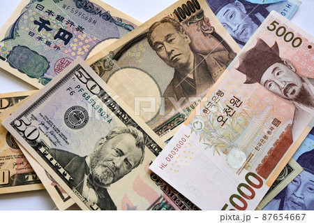 日本と韓国と米国の紙幣 日本と韓国と米国の紙幣 87654667