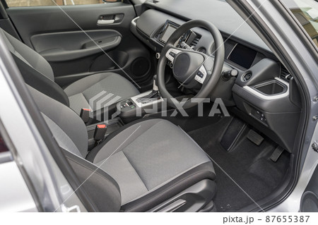 自動車の前席 自動車の前席 87655387