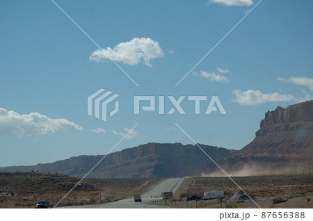 春のアメリカ・グランドサークルドライブ 87656388