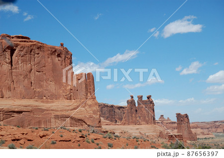 春のアメリカ・グランドサークルドライブ 87656397