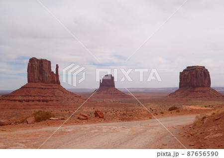 春のアメリカ・グランドサークルドライブ 87656590