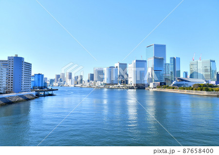 築地大橋/隅田川より竹芝ふ頭方面を望む(東京都港区)【2022.2】 築地大橋/隅田川より竹芝ふ頭方面を望む(東京都港区)【2022.2】 87658400