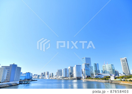 築地大橋／隅田川より竹芝ふ頭方面を望む(東京都港区)【2022.2】 87658403