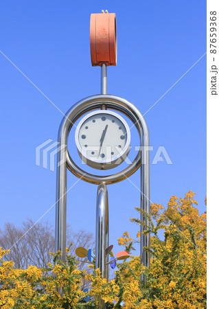 都立東綾瀬公園　サービスセンターそばの時計 87659368