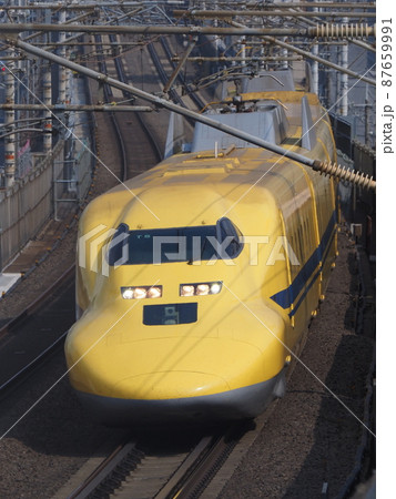 ドクターイエロー　山科付近にて 87659991