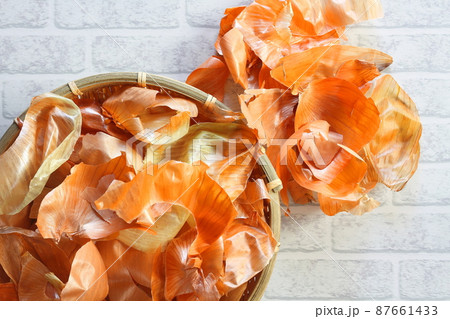 玉ねぎの皮 87661433