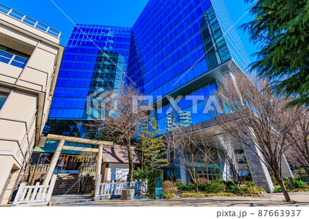 東京 港区六本木の都市風景 トライセブンロッポンギと天祖神社 東京 港区六本木の都市風景 トライセブンロッポンギと天祖神社 87663937