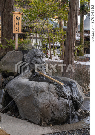 諏訪大社下社秋宮　御神湯 87664562