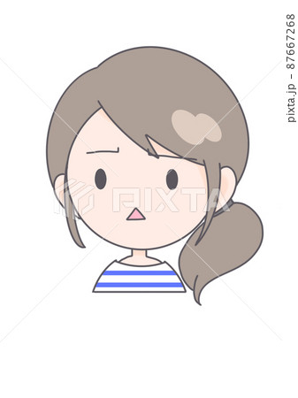 不満を感じている若い女性 87667268