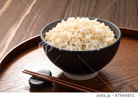 玄米ご飯 87669831