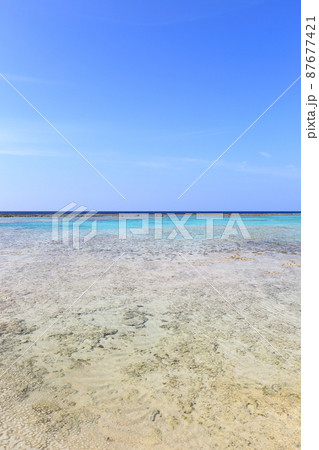 沖縄 伊平屋 島の風景(潮下浜) 沖縄 伊平屋 島の風景(潮下浜) 87677421