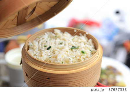 鯛めし蒸籠蒸し 鯛めし蒸籠蒸し 87677538