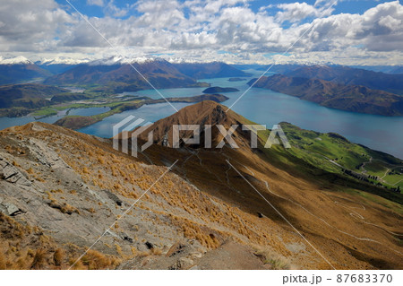 ロイズピークからの景色（ワナカ：ニュージーランド） 87683370