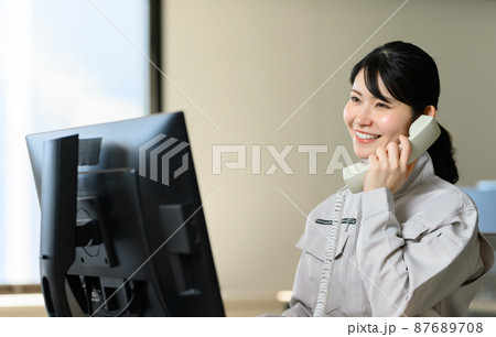 ビジネスシーン ビジネスシーン 87689708