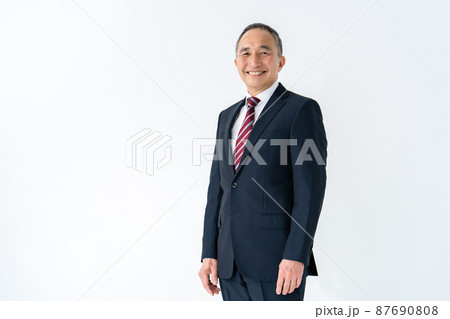 ビジネスマン　ポートレート　シニア 87690808