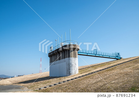 さだポンプ場淀川樋門 淀川の排水施設 さだポンプ場淀川樋門 淀川の排水施設 87691234