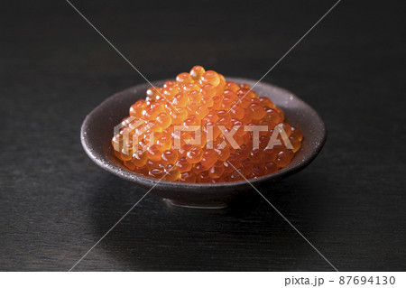 いくら いくら 87694130