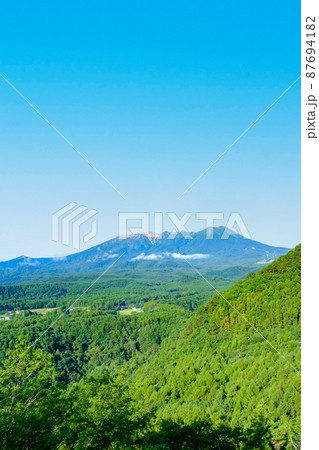 九蔵峠から望む御嶽山(夏・朝) 九蔵峠から望む御嶽山(夏・朝) 87694182