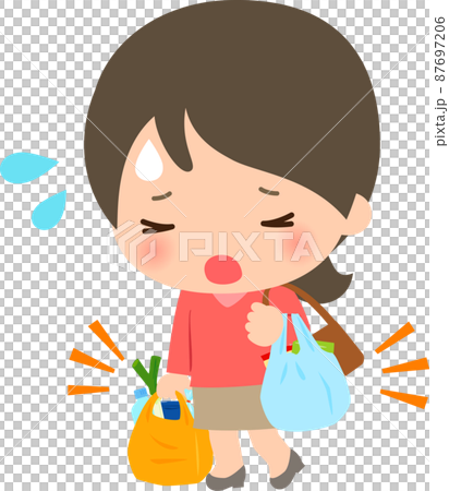 買い物帰りの荷物が多くて大変そうな女性 87697206