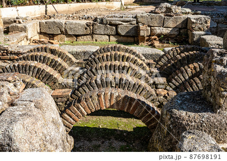 Museum of the Roman amphitheater, Casa del Anfiteatro at Merida, Spain 87698191