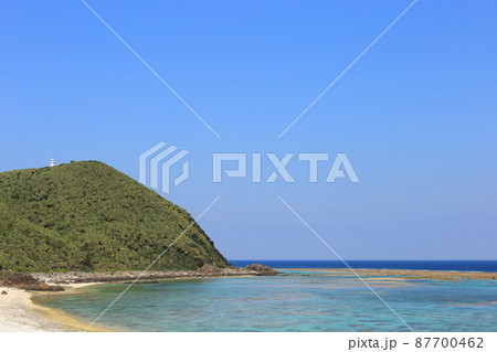 沖縄　伊平屋　伊平屋島灯台 87700462