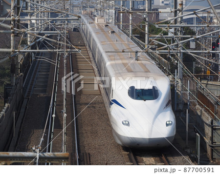新幹線N700S J12編成 本町跨線橋にて 新幹線N700S J12編成 本町跨線橋にて 87700591