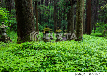 アニメ「蛍火の杜へ」の舞台となった「上色見熊野座神社」風景です。とても神聖な気持ちになれます。熊本県 アニメ「蛍火の杜へ」の舞台となった「上色見熊野座神社」風景です。とても神聖な気持ちになれます。熊本県 87702467
