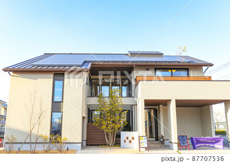 総合住宅展示場 (太陽光発電のある家) 総合住宅展示場 (太陽光発電のある家) 87707536