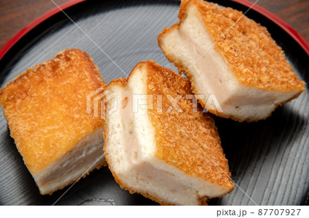 長崎名物の揚げサンドイッチ 87707927