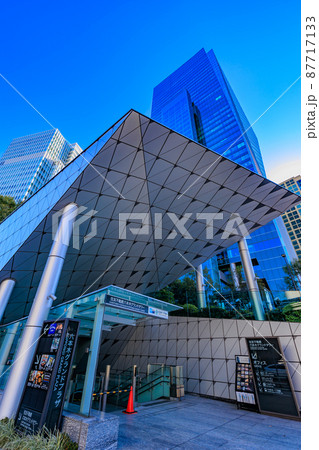 東京　港区六本木の都市風景　六本木グランドプラザと六本木グランドタワー 87717133