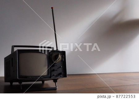レトロなテレビ 87722553
