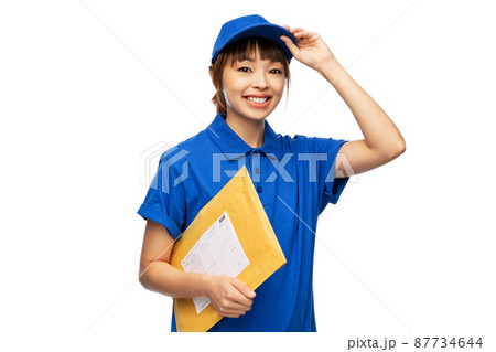 happy delivery woman holding parcel envelope 87734644