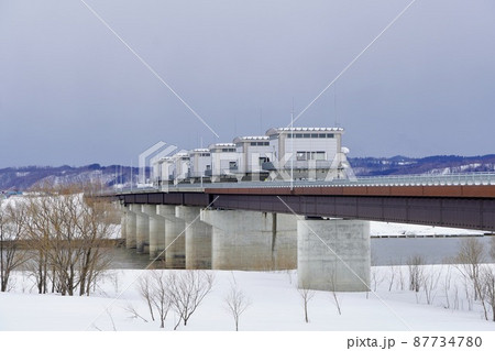 石狩川頭首工とみらい大橋 87734780