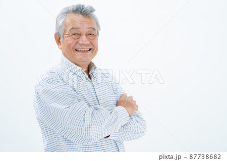 シニア男性　ポートレート 87738682