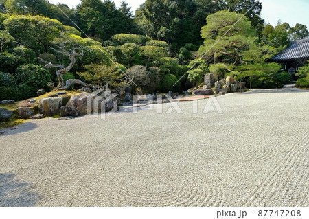 金地院　　京都市左京区南禅寺福地町 87747208