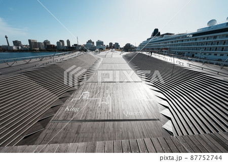 横浜大桟橋 87752744