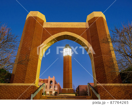 Sunset view of the campus of University of Oklahoma Health Science Campus 87764265