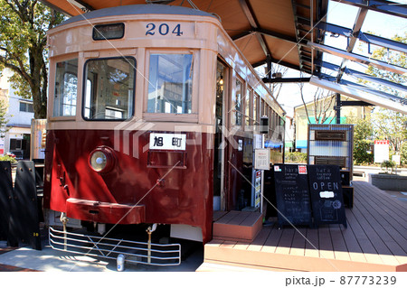 大牟田駅前の町並み（大牟田駅西口） 87773239